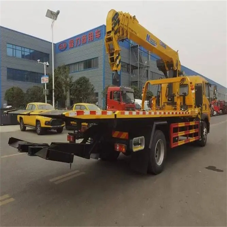 沿河附近小随车吊出租电话，轻松解决搬运烦恼