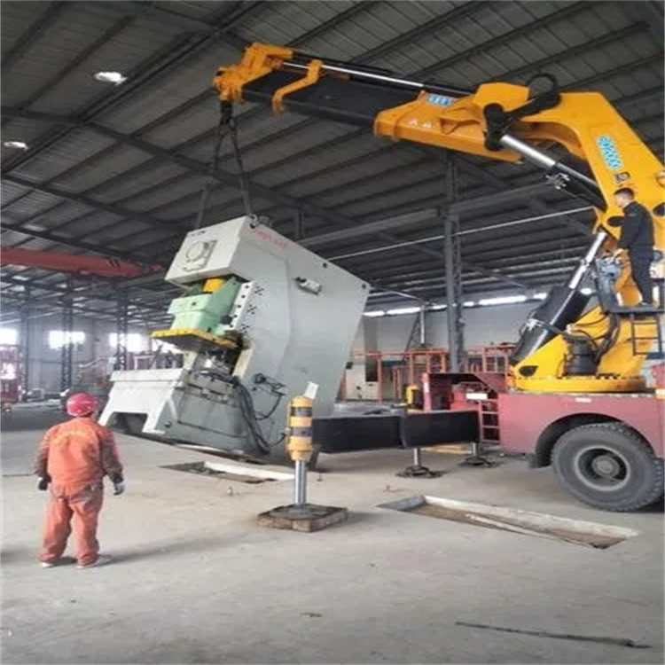 沿河80吨折臂吊车出租附近电话